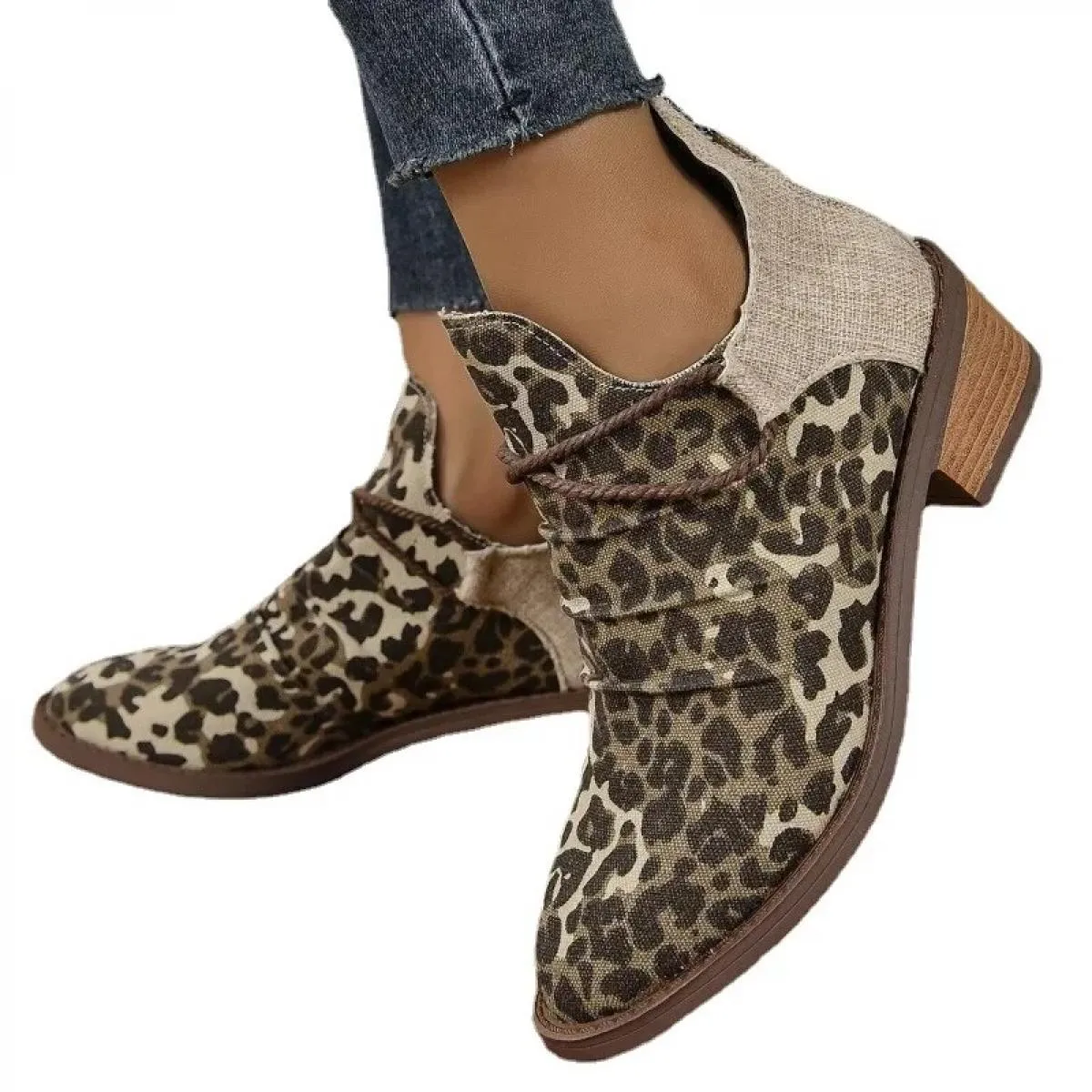 2024 Stivali da donna di lusso di vendita caldi Modello leopardato Pu Cerniera Stivaletti alla moda Stivaletti Chelsea con tacco