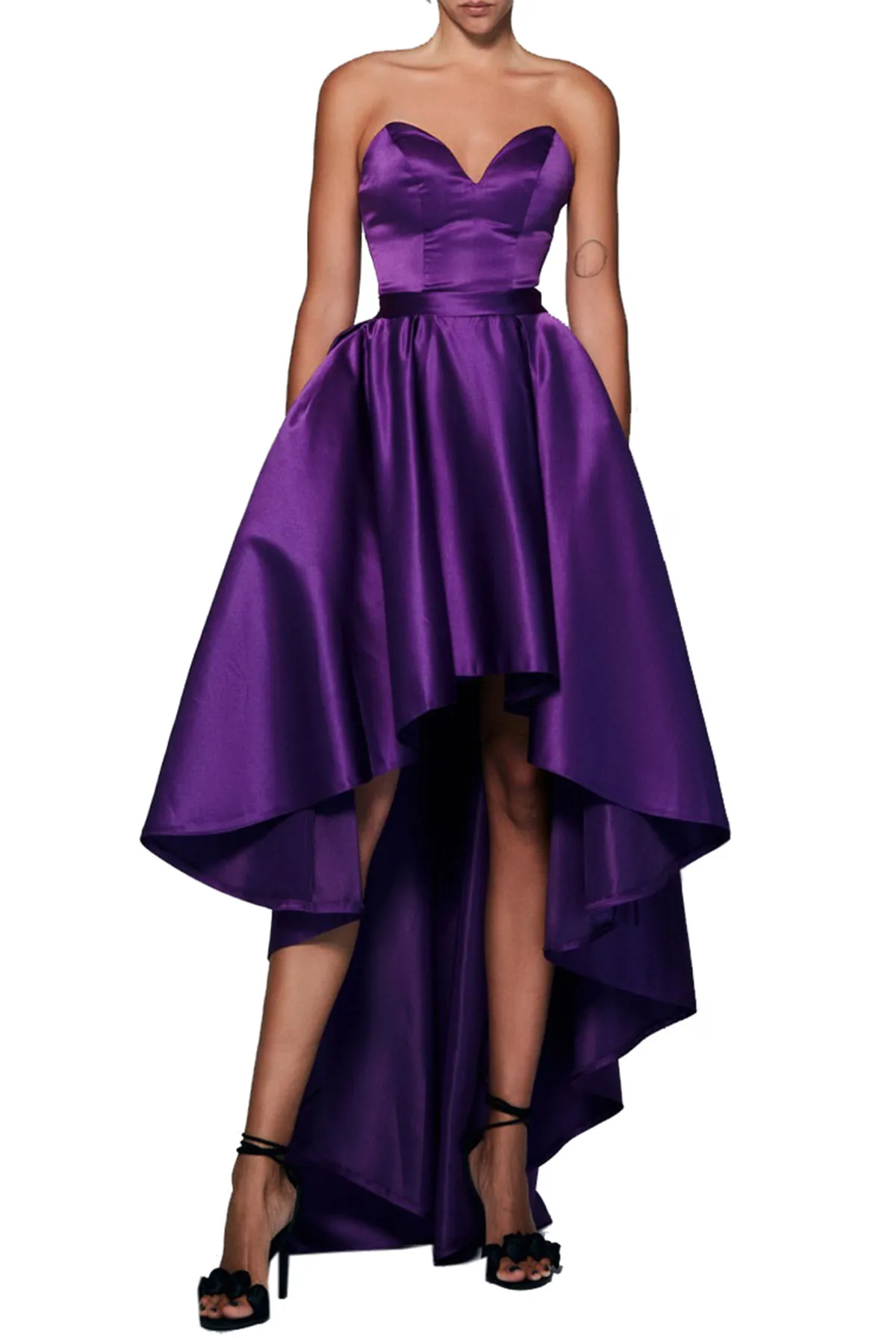 Abito donna lungo in raso lucido con gonna larga scollo quadrato strascico top scollo a cuore