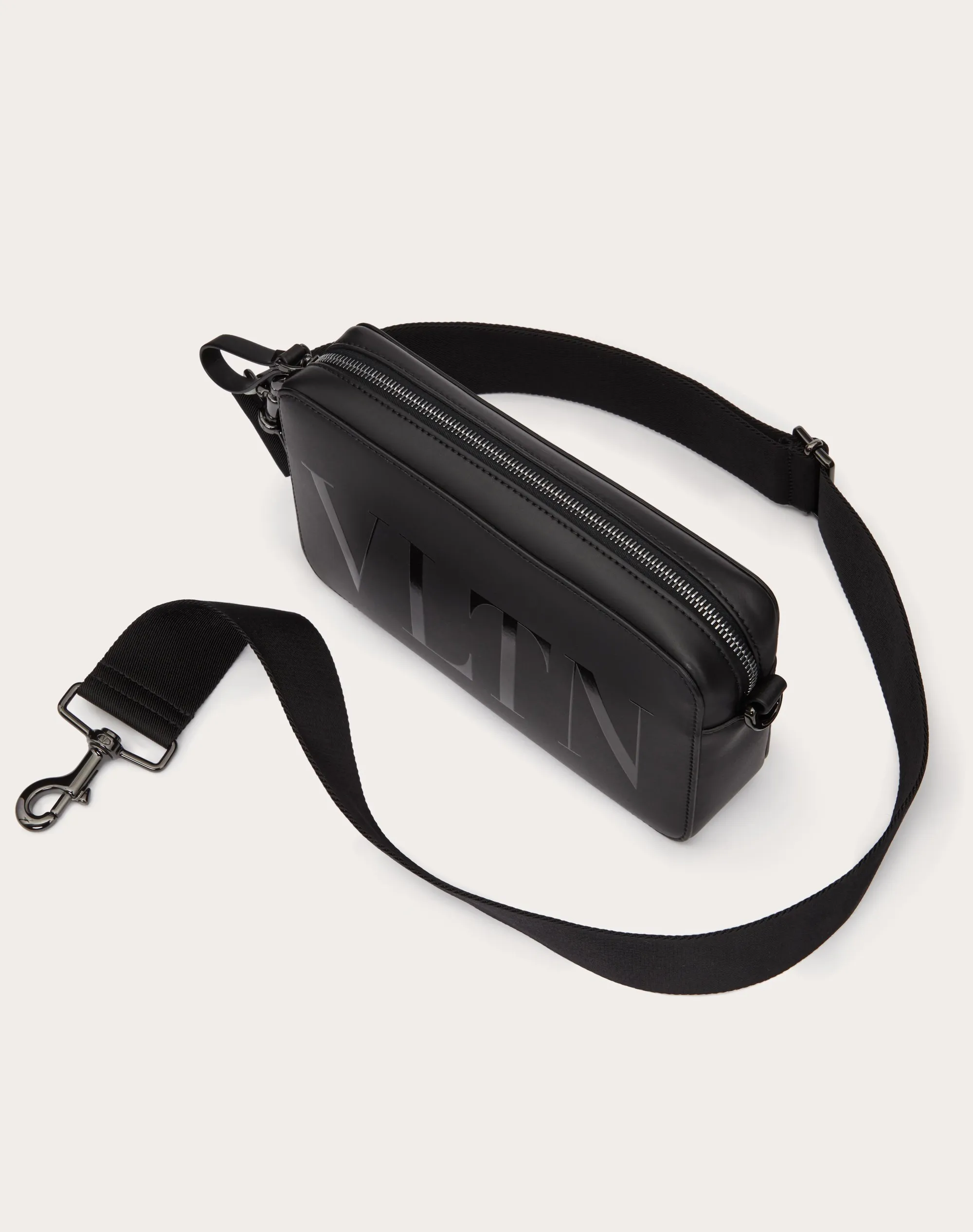 BORSA A TRACOLLA VLTN IN PELLE
