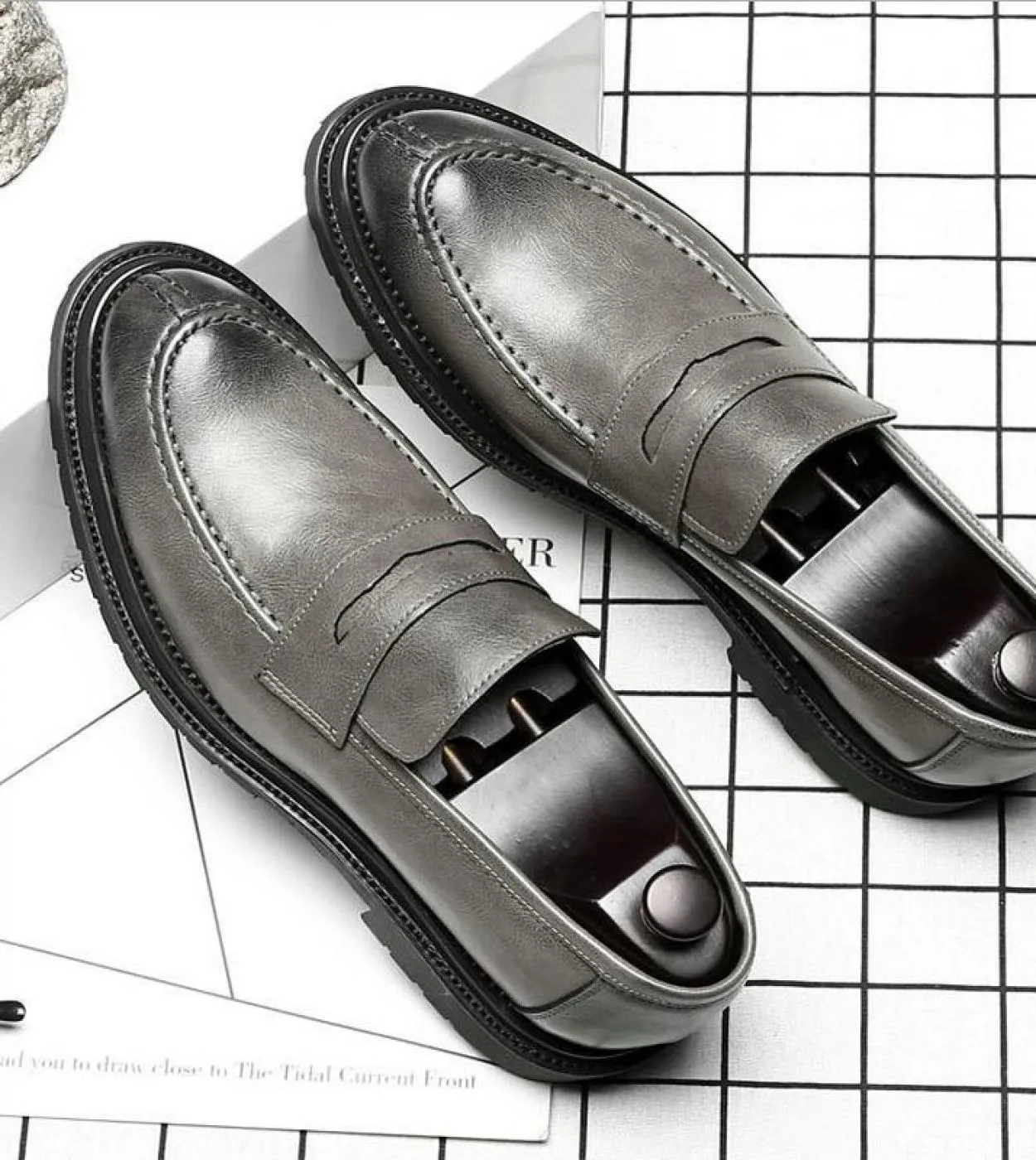 Grandi dimensioni New Fashion Uomo Nero Business Scarpe eleganti eleganti Mocassini Uomo Scarpe da sposa Oxford in pelle Scarpe