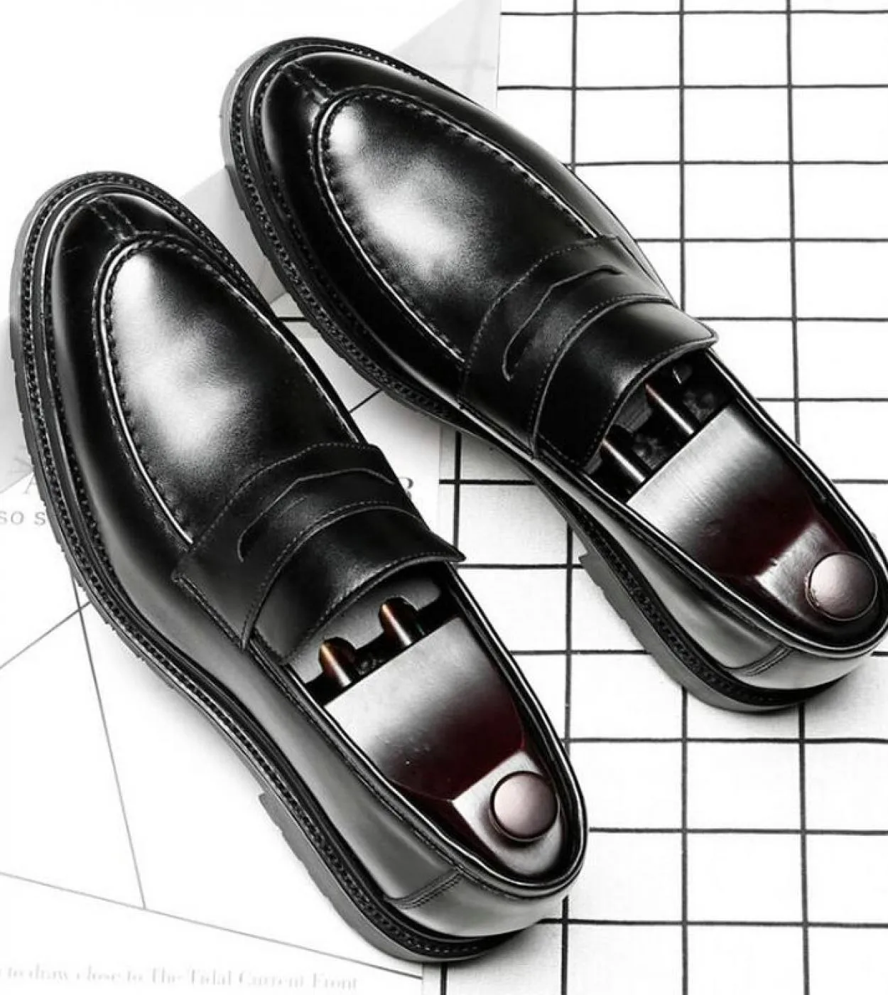 Grandi dimensioni New Fashion Uomo Nero Business Scarpe eleganti eleganti Mocassini Uomo Scarpe da sposa Oxford in pelle Scarpe