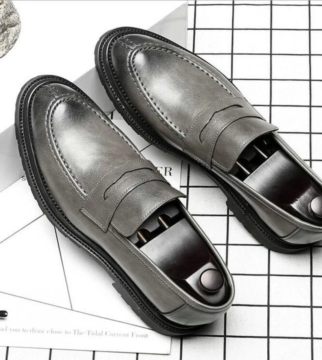 Grandi dimensioni New Fashion Uomo Nero Business Scarpe eleganti eleganti Mocassini Uomo Scarpe da sposa Oxford in pelle Scarpe