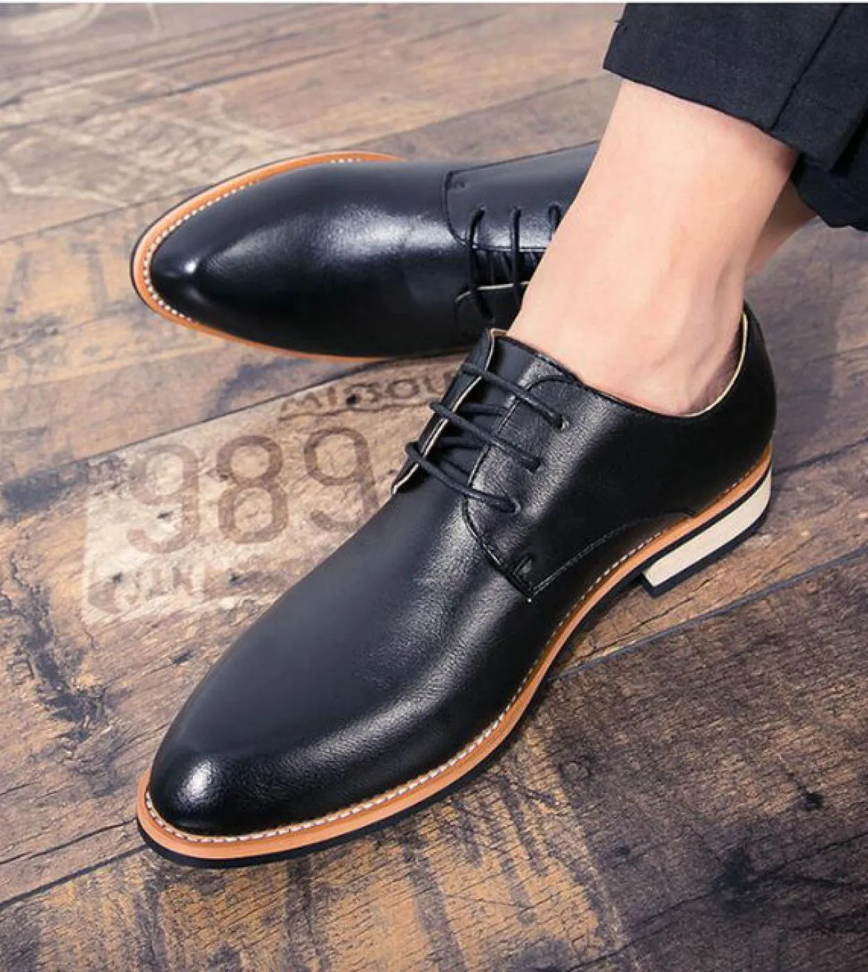 Grandi dimensioni nuovi uomini di moda scarpe da sposa in pelle oxford scarpe a punta scarpe da uomo nappa affari scarpe elegant