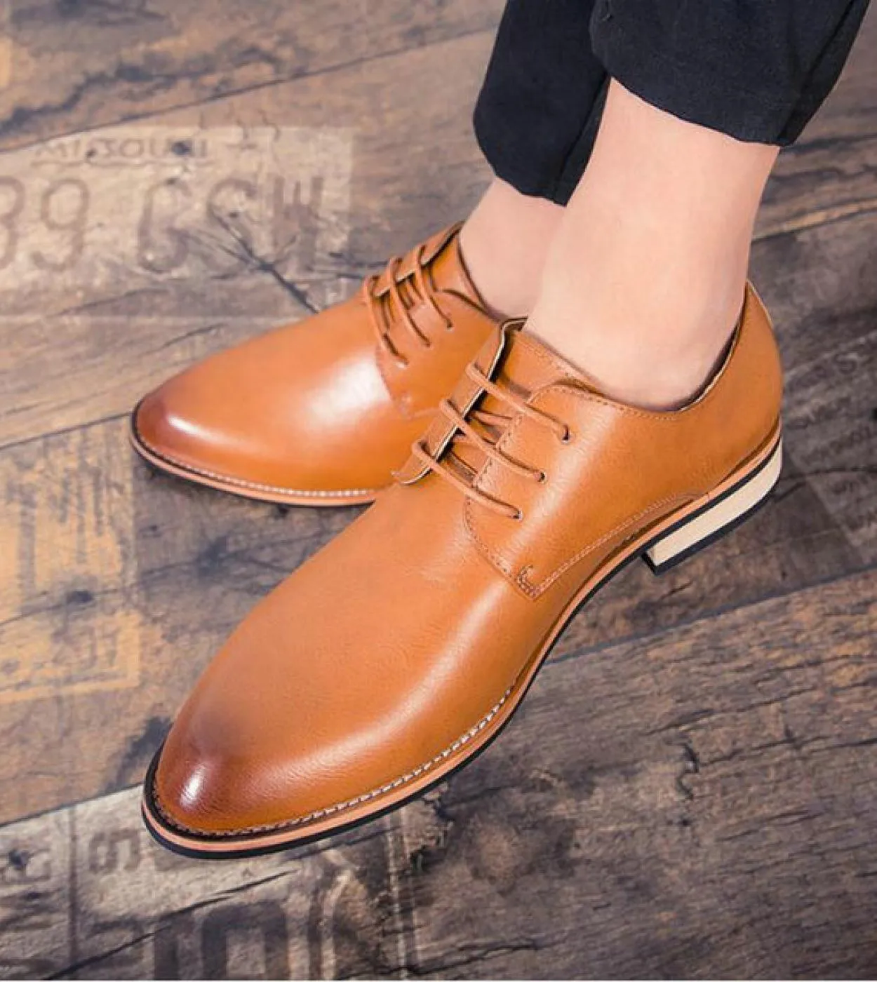 Grandi dimensioni nuovi uomini di moda scarpe da sposa in pelle oxford scarpe a punta scarpe da uomo nappa affari scarpe elegant