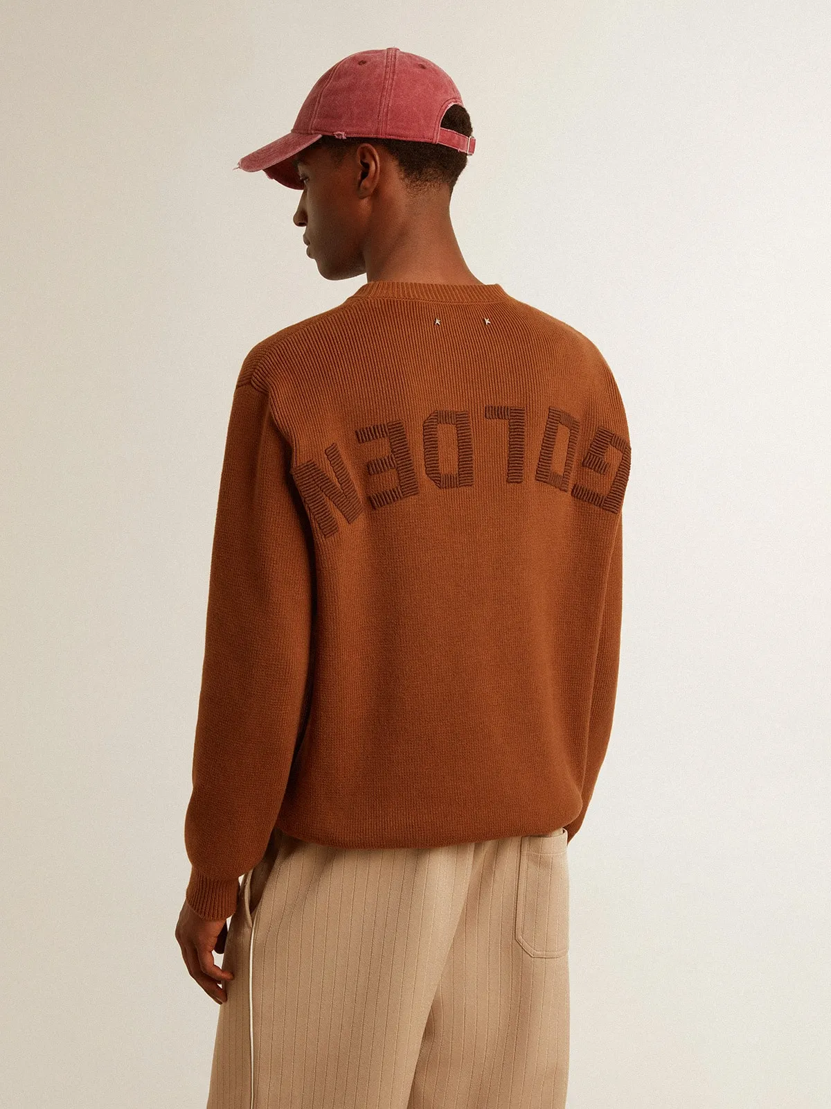 Maglione girocollo da uomo con logo sul retro