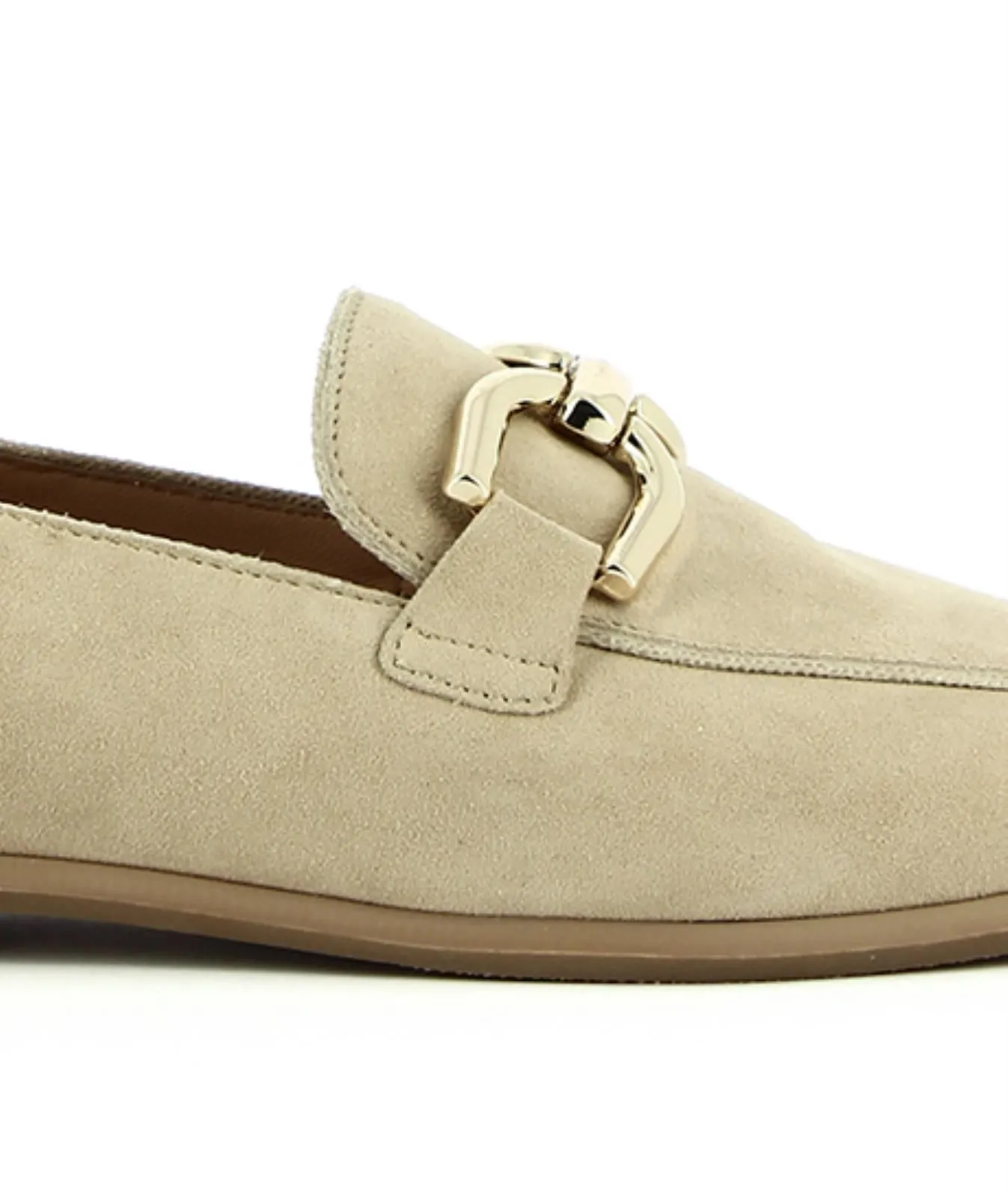 Mocassini casual beige in pelle con morsetto oro