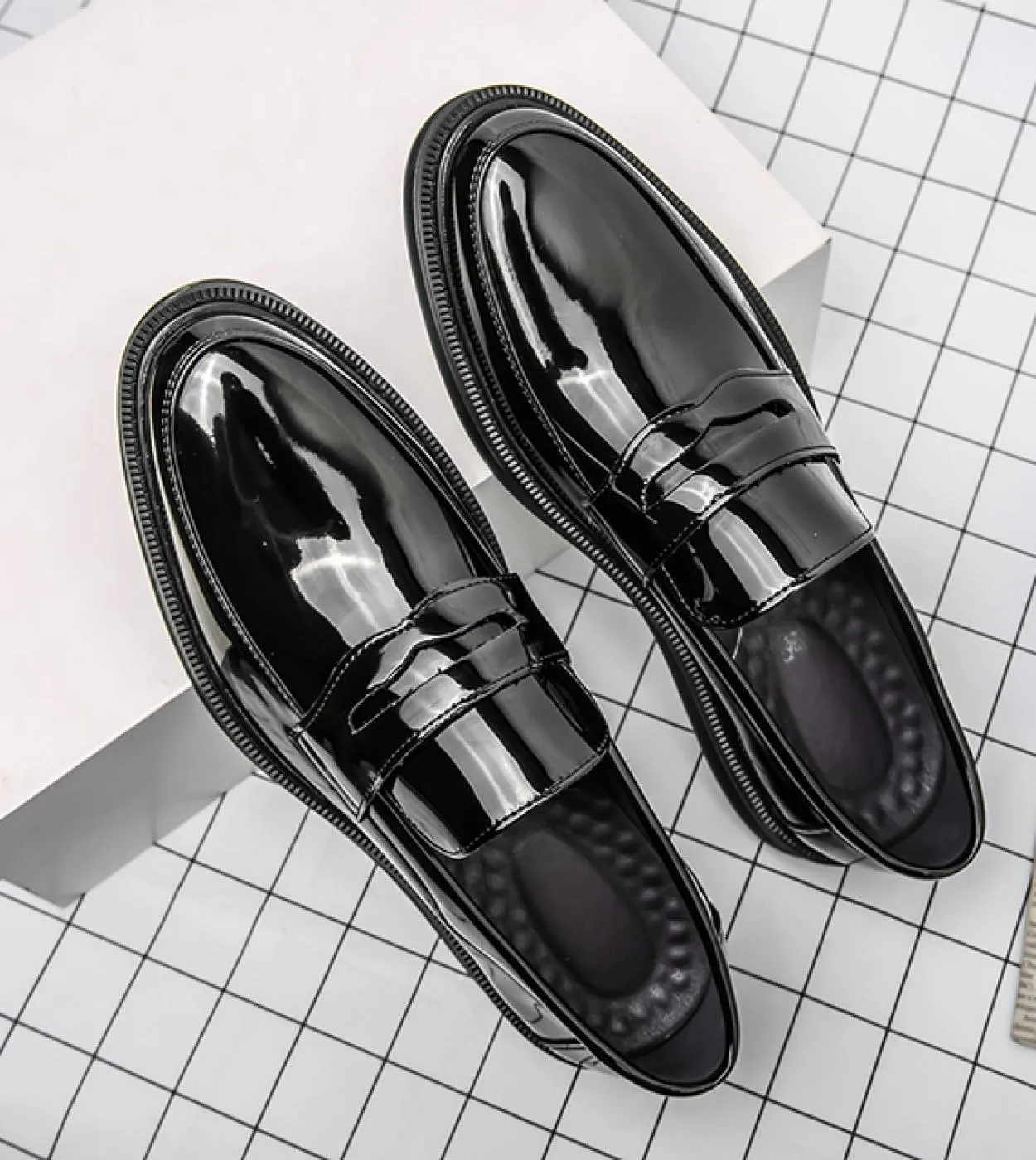 Mocassino primaverile Scarpe in pelle da lavoro Moda uomo Scarpe eleganti casual Scarpe classiche oxford formali per uomo Elegan