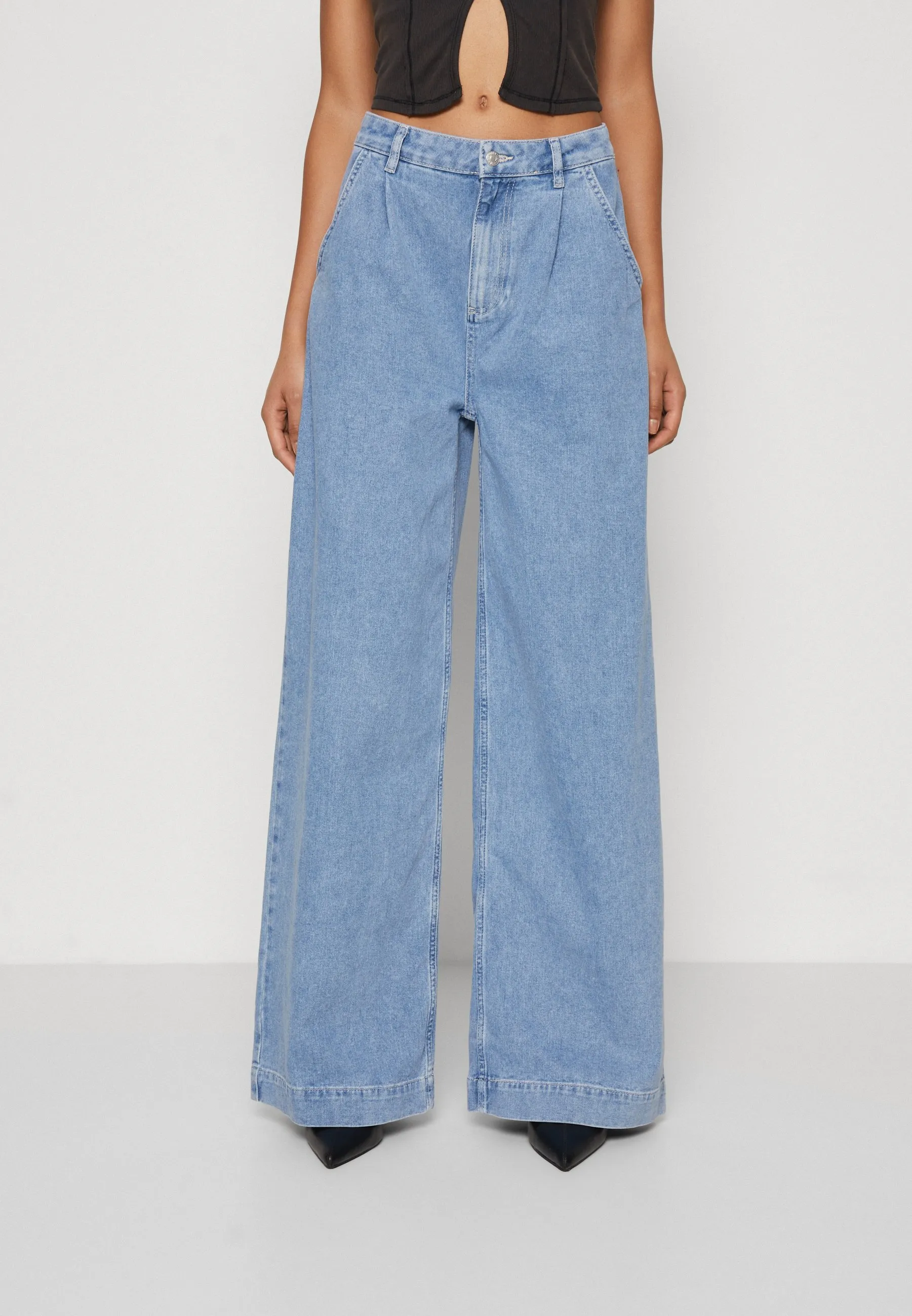 NMKENJA WIDE LEG - Jeans baggy