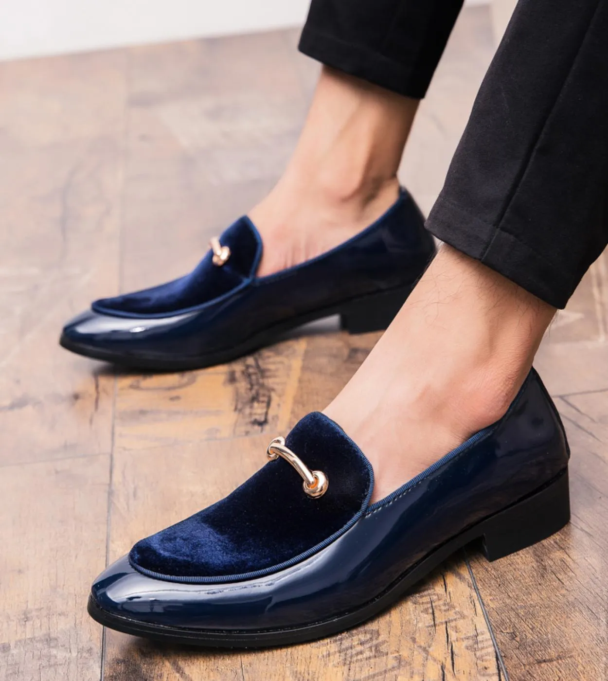 Nuove scarpe da uomo primaverili e autunnali Scarpe da uomo comode in pelle Oxford Scarpe brogue di lusso Scarpe da mocassino da