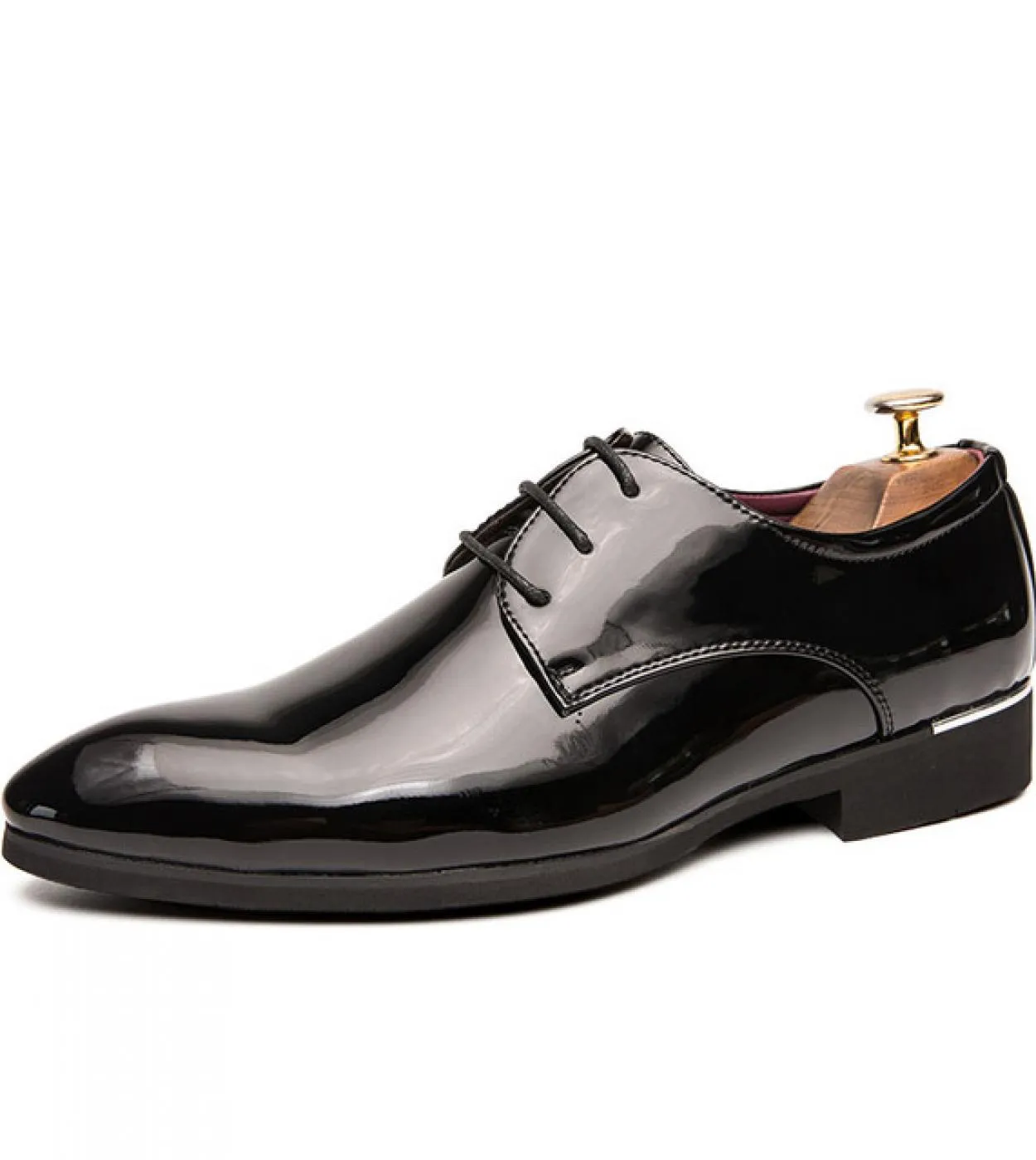 Nuove scarpe in pelle primaverili Mocassini da uomo Scarpe oxford comode da uomo Scarpe brogue di lusso a punta Scarpe da lavoro