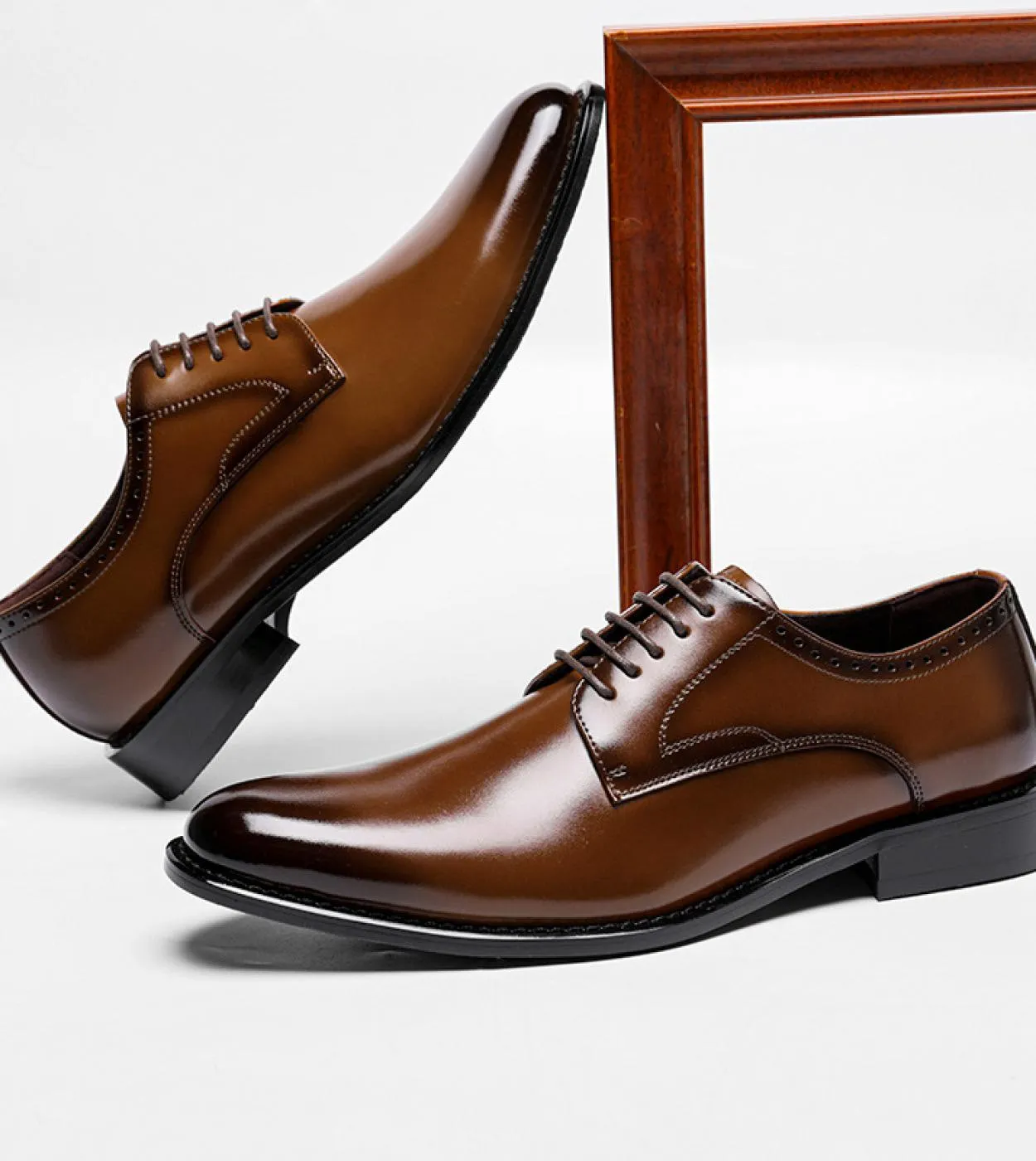 Primavera nuovi uomini scarpe formali in pelle scarpe brogue traspiranti uomo scarpe casual uomini daffari britannici Oxford ma
