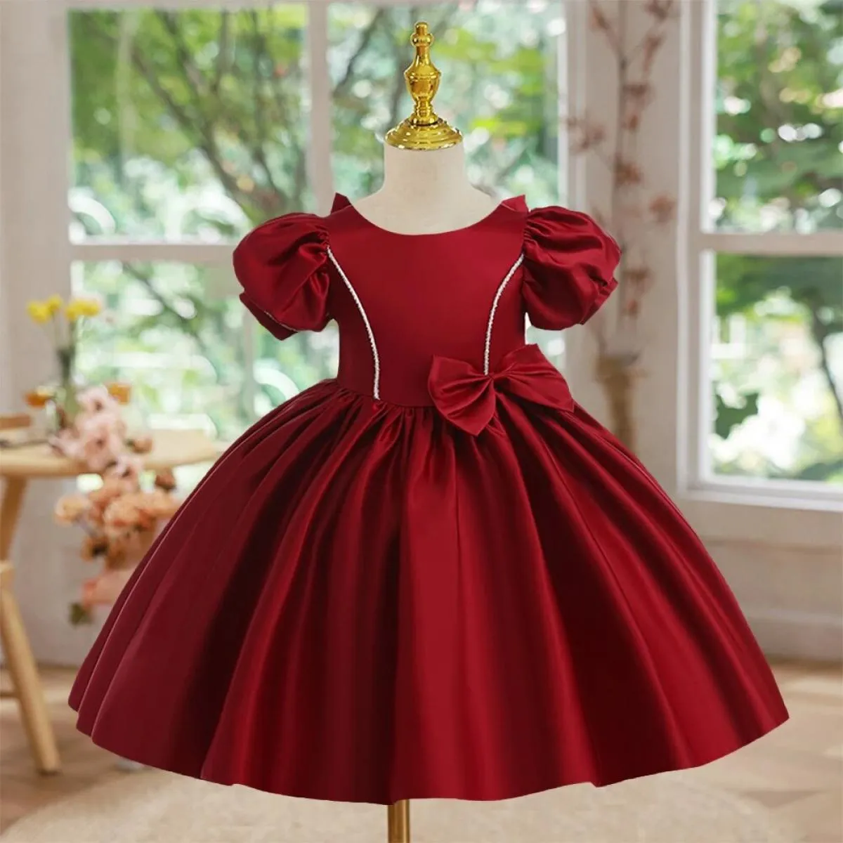 Ragazza con grande fiocco da sera, festa, abito da principessa, per bambini, spettacolo formale, gala, tutu, abito per 3 6 8 ann