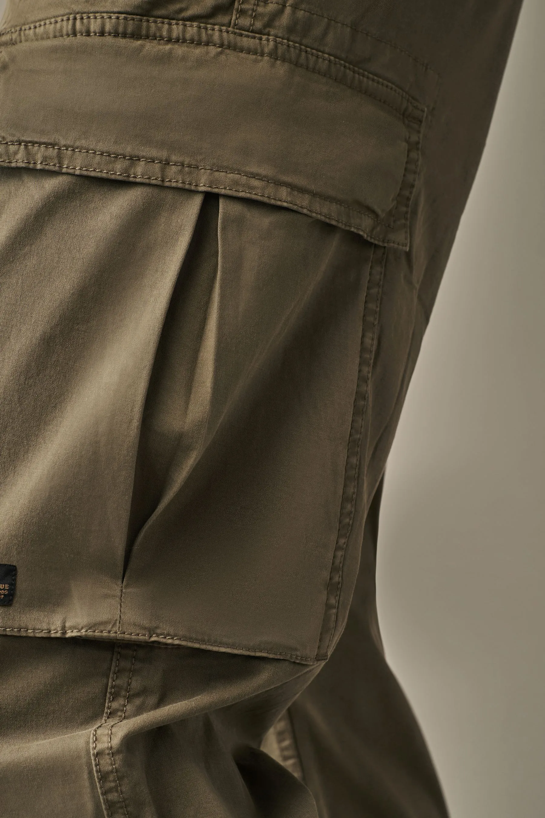 Regular - Pantaloni cargo vestibilità attillata