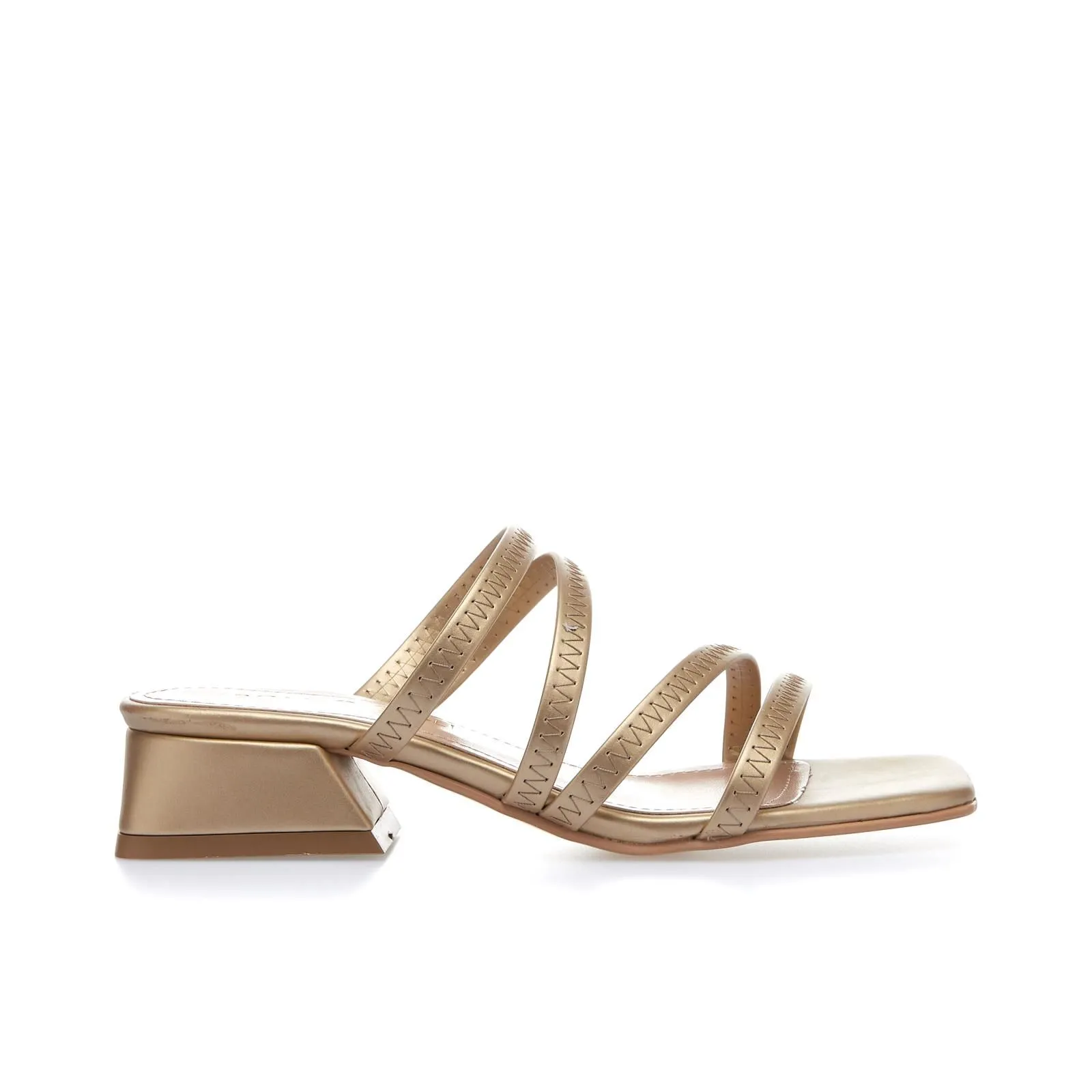 Sandali oro con tacco basso