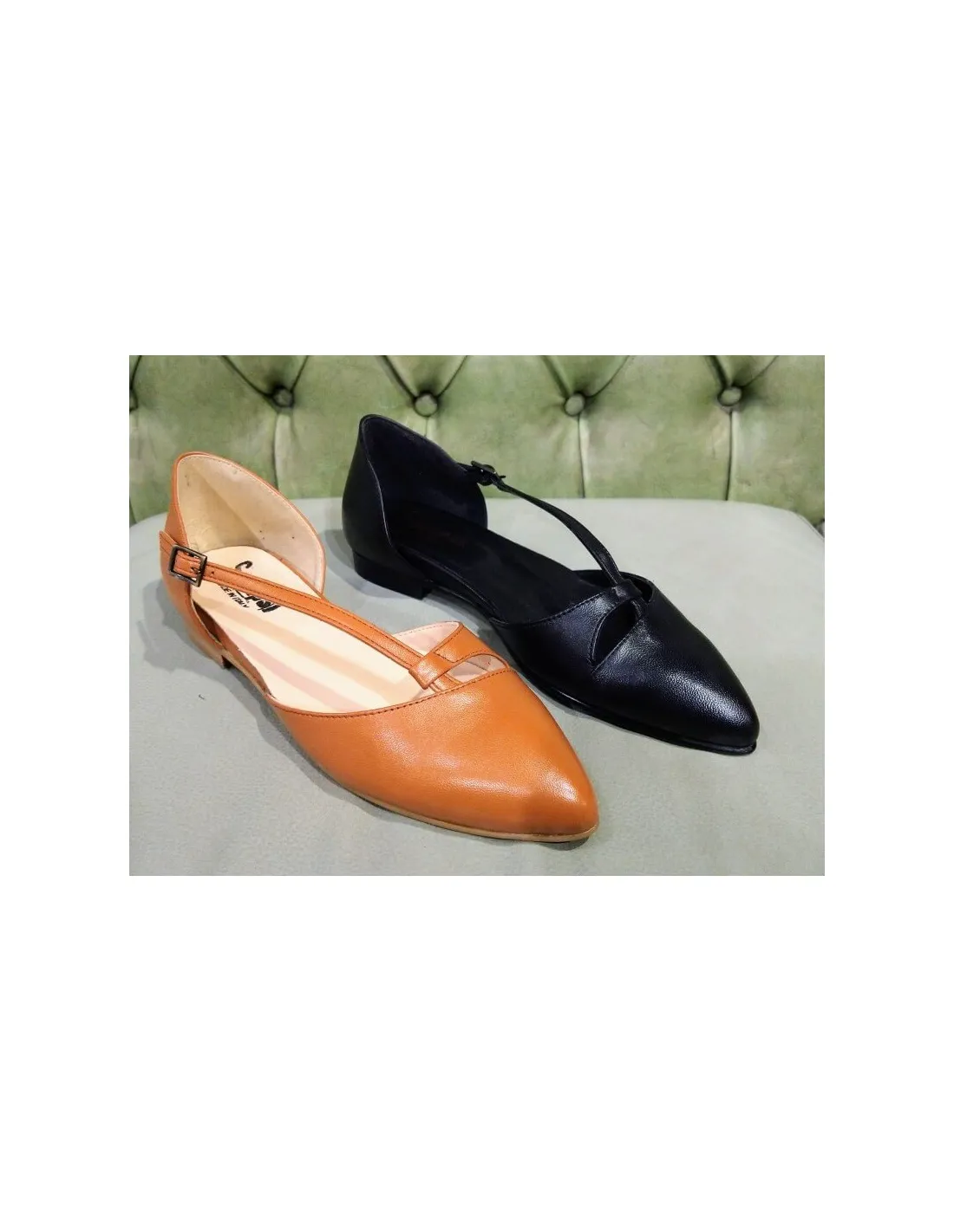 Scarpe basse a punta, in pelle