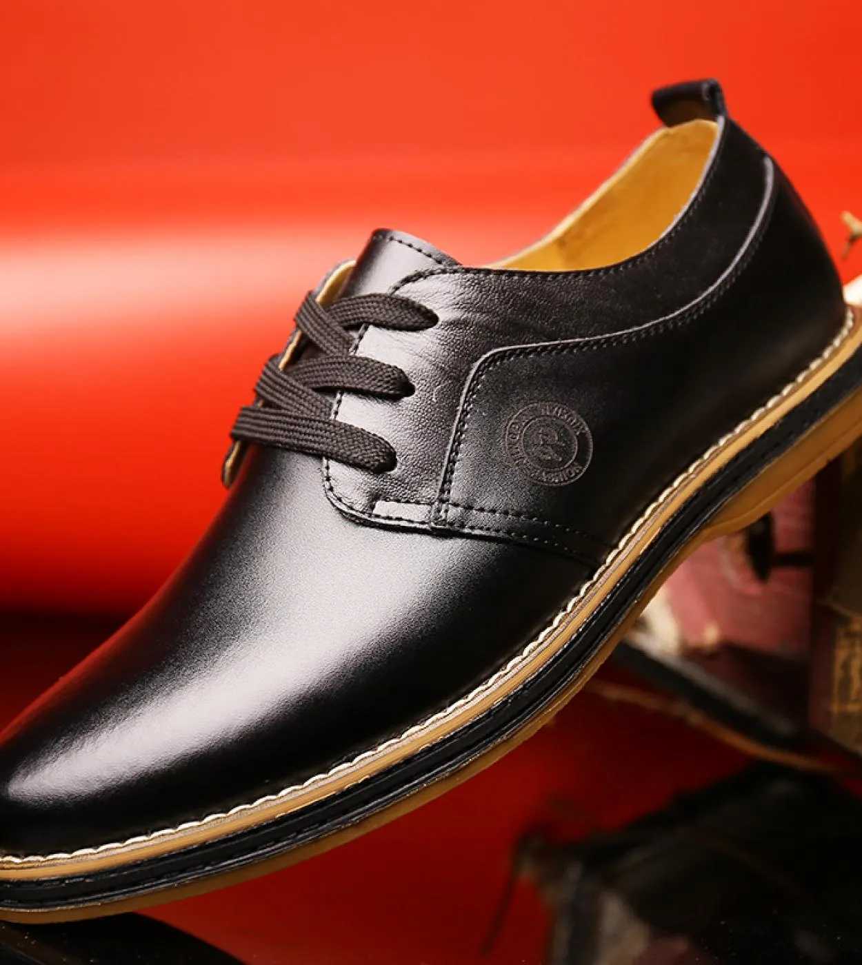 Scarpe casual da uomo daffari Scarpe da uomo britanniche di lusso Scarpe sociali Calzature in pelle crosta Scarpe oxford per uo