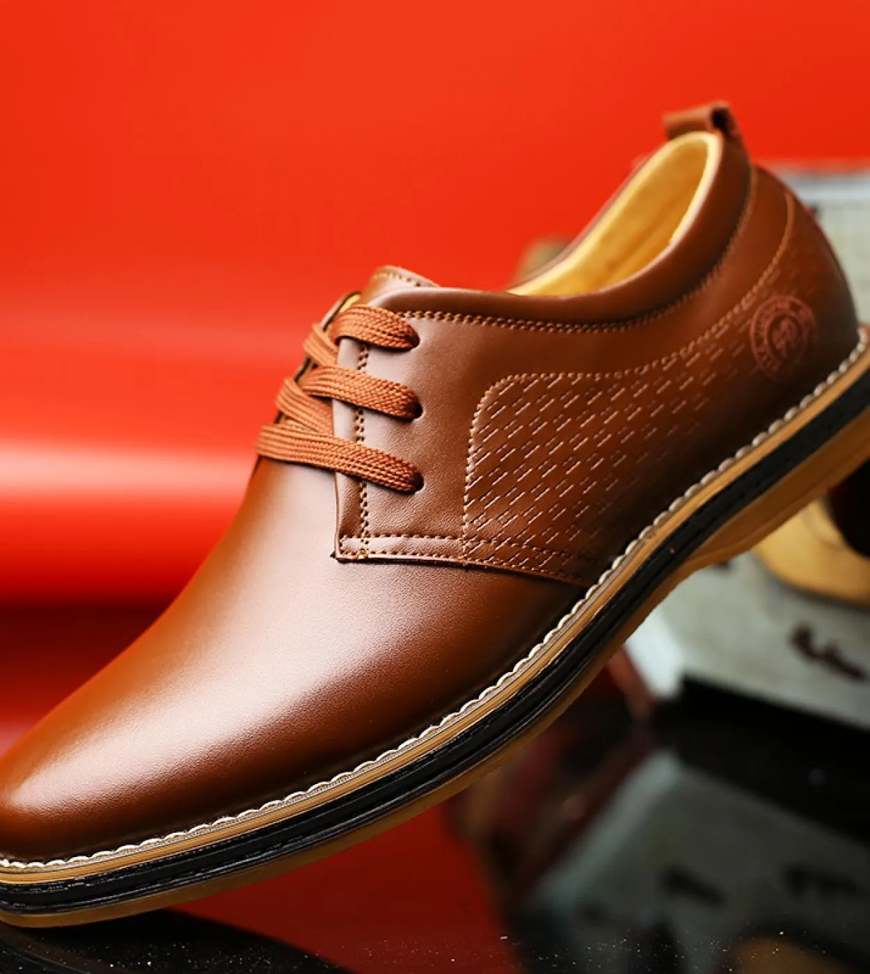 Scarpe casual da uomo daffari Scarpe da uomo britanniche di lusso Scarpe sociali Calzature in pelle crosta Scarpe oxford per uo