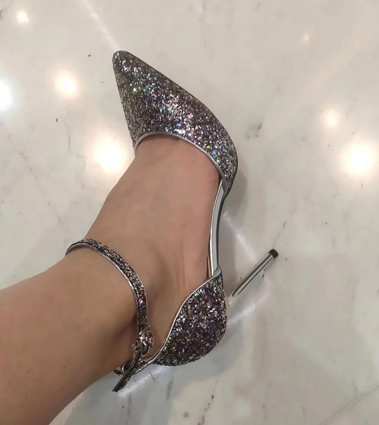 Scarpe da sposa Sandali con tacco basso Sandali con paillettes con tacco basso Sandali estivi da donna