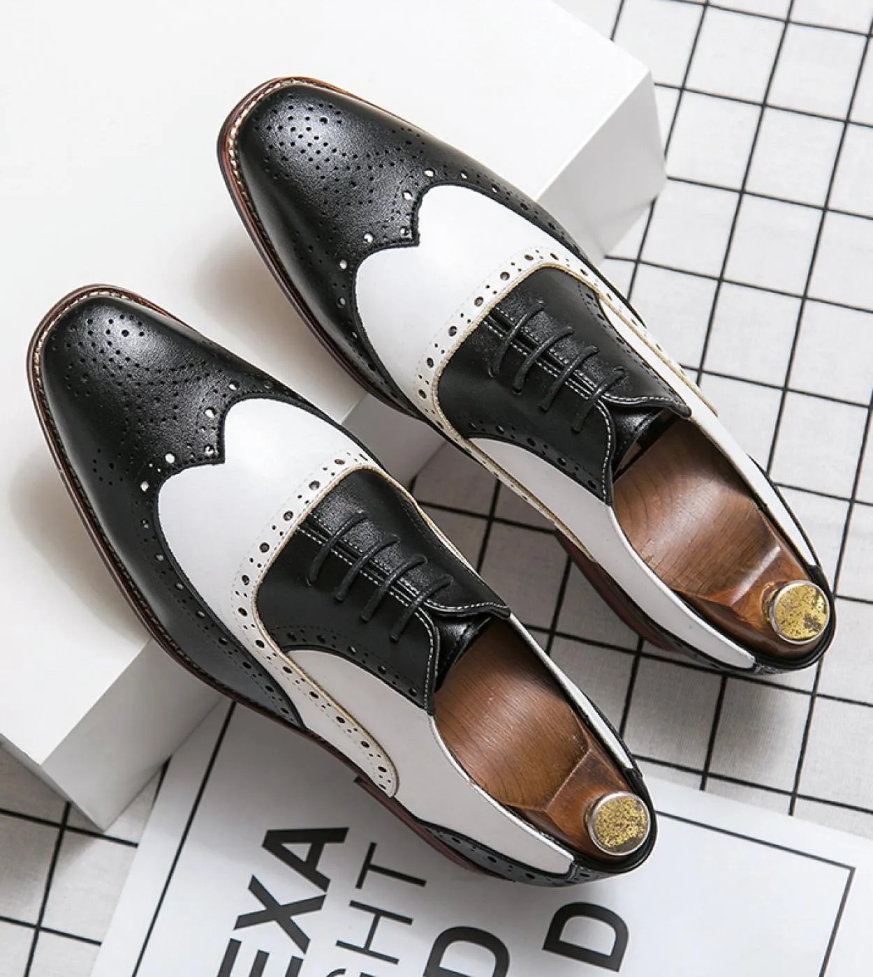 Scarpe eleganti da uomo primaverili Scarpe stringate Oxford Scarpe da lavoro in pelle di marca di lusso Comode scarpe a punta Uo