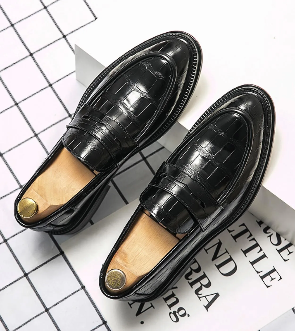 Scarpe formali Nuovi mocassini da uomo Scarpe moda Mocassini da uomo Abito di lusso Scarpe casual 37 45 Scarpe oxford Formali S