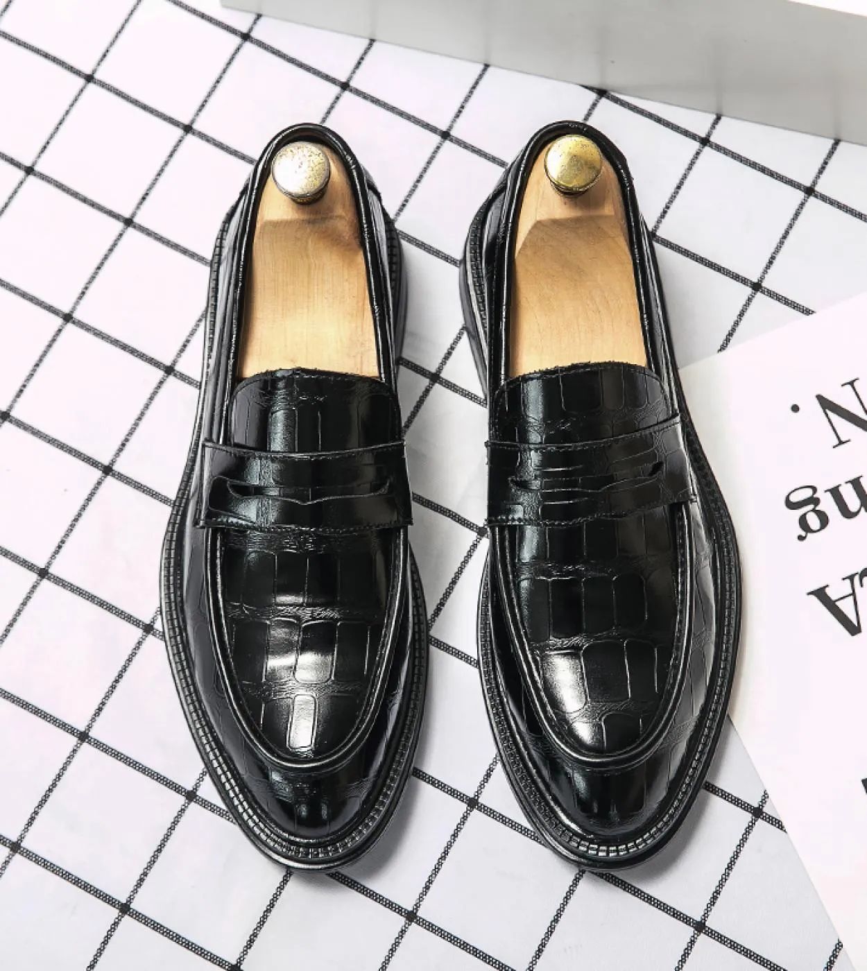 Scarpe formali Nuovi mocassini da uomo Scarpe moda Mocassini da uomo Abito di lusso Scarpe casual 37 45 Scarpe oxford Formali S