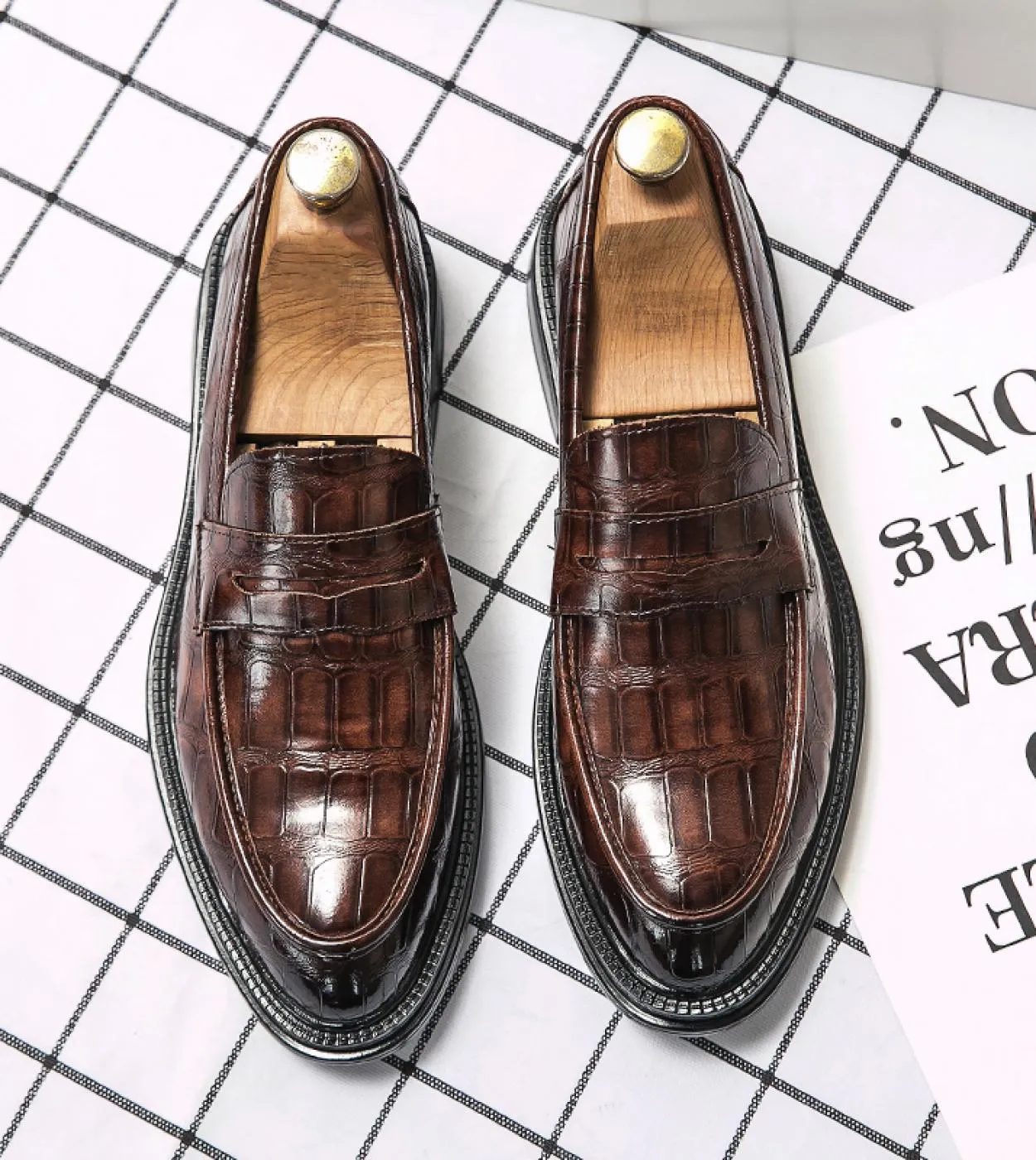 Scarpe formali Nuovi mocassini da uomo Scarpe moda Mocassini da uomo Abito di lusso Scarpe casual 37 45 Scarpe oxford Formali S