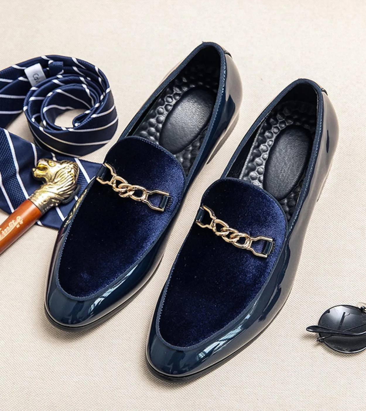 Scarpe Oxford firmate da uomo Scarpe da ufficio traspiranti per la guida Mocassini Comode scarpe con nappine Zapato