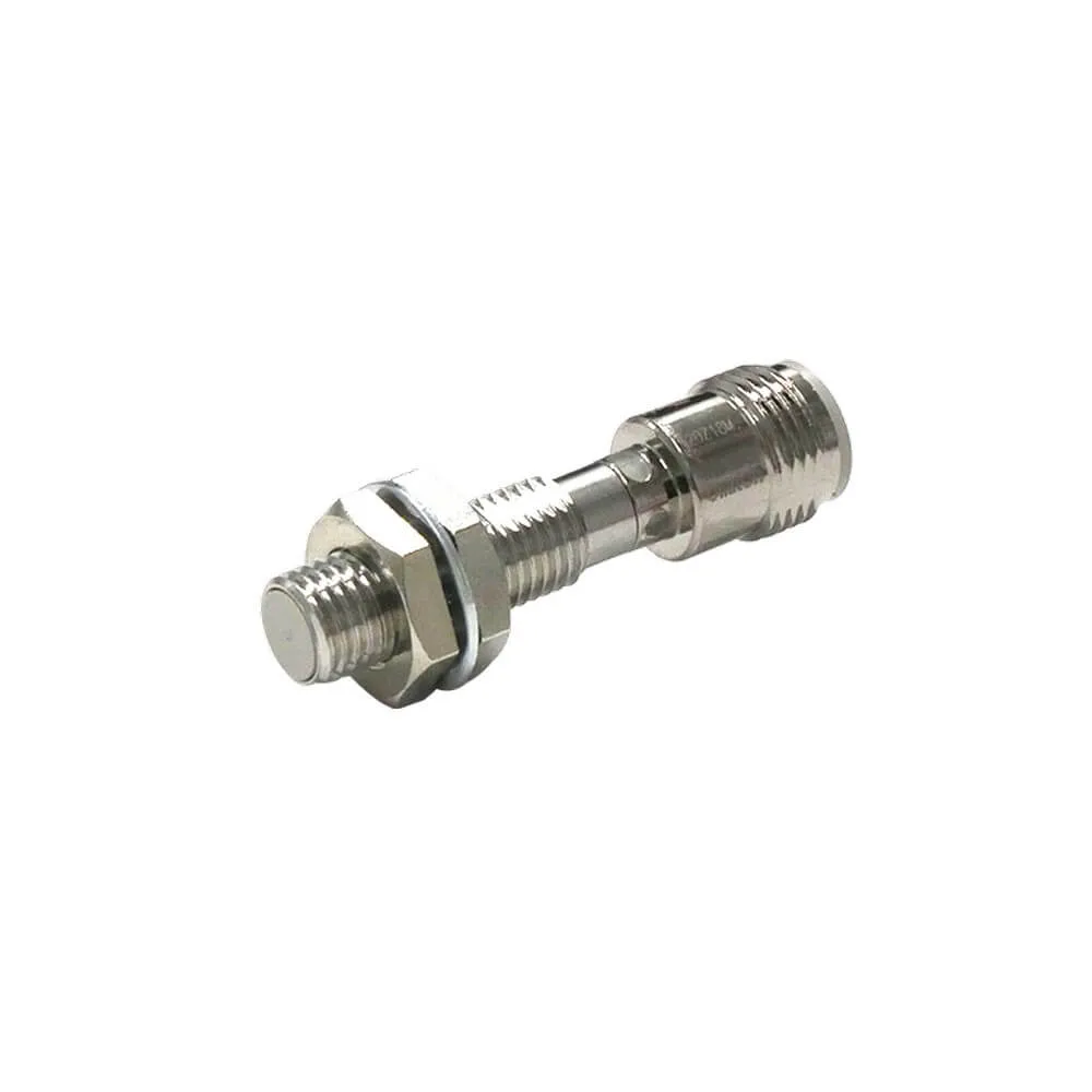 Sensore di prossimità Cilindro filettato Omron, M8, rilevamento 1 mm, 10 → 30 V CC