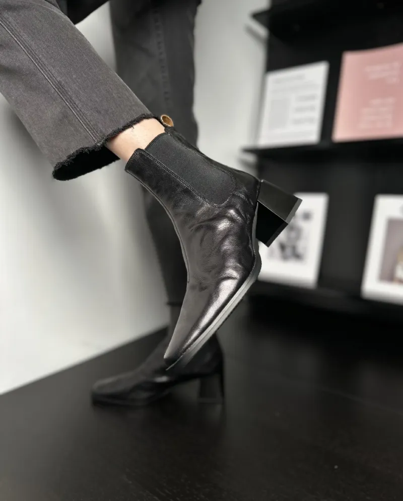 Stivaletti corti con punta quadrata nera retrò leggera Stivaletti Chelsea con tacco spesso da donna Autunno e inverno Pendolaris