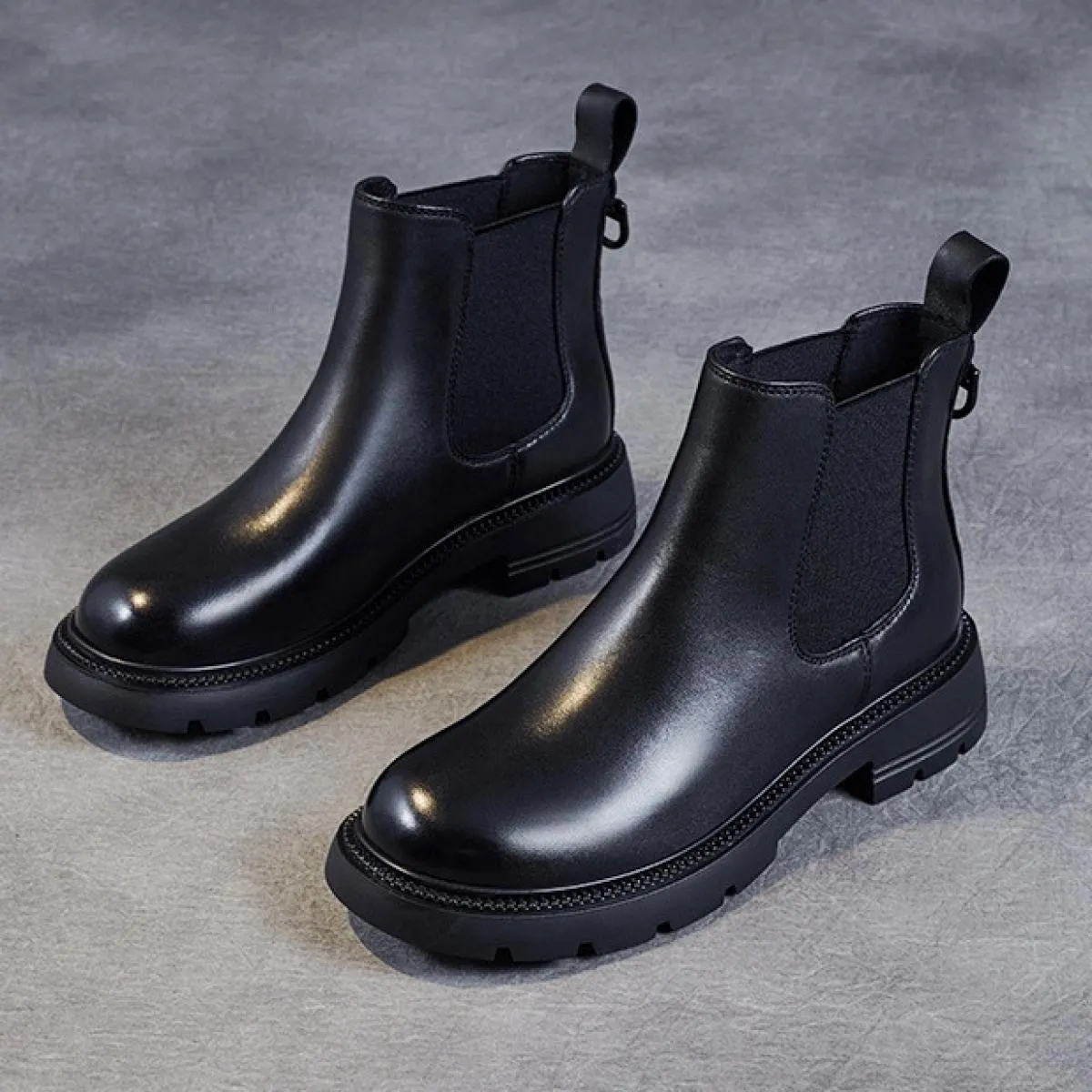 Stivaletti stile britannico con punta tonda Scarpe femminili in pelle di montone Autunno Inverno Nuovi stivaletti Chelsea Tacco