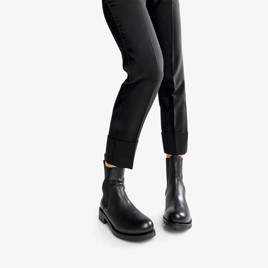 Stivaletto Nero con Elastico