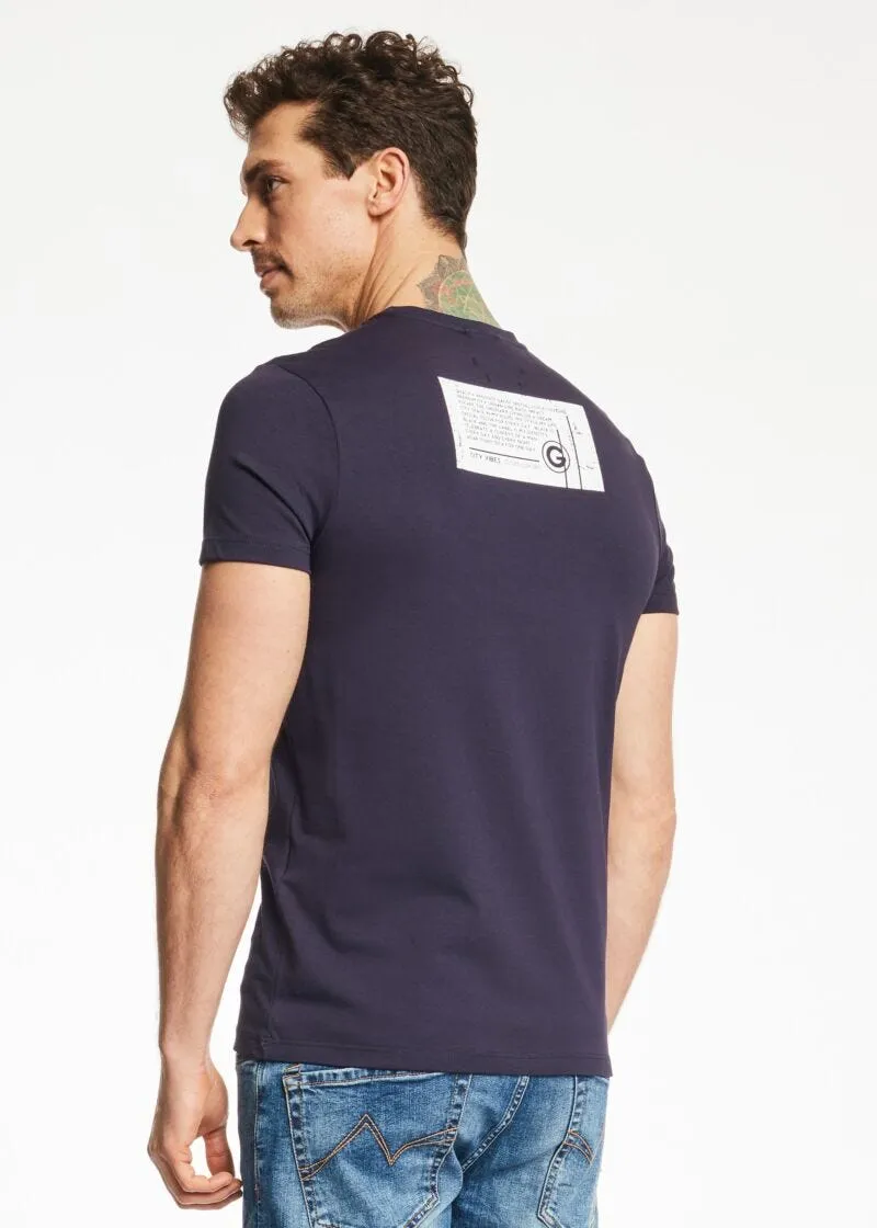 T-shirt con lettering stampato