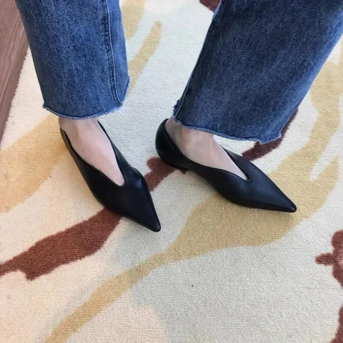 Tendenza scarpe da donna sandali bassi 2024 estate nuove scarpe a punta retrò Oxford scarpe muli scarpe casual da donna da passe