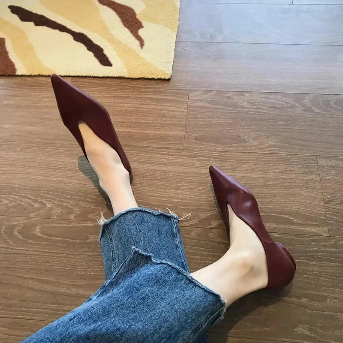 Tendenza scarpe da donna sandali bassi 2024 estate nuove scarpe a punta retrò Oxford scarpe muli scarpe casual da donna da passe