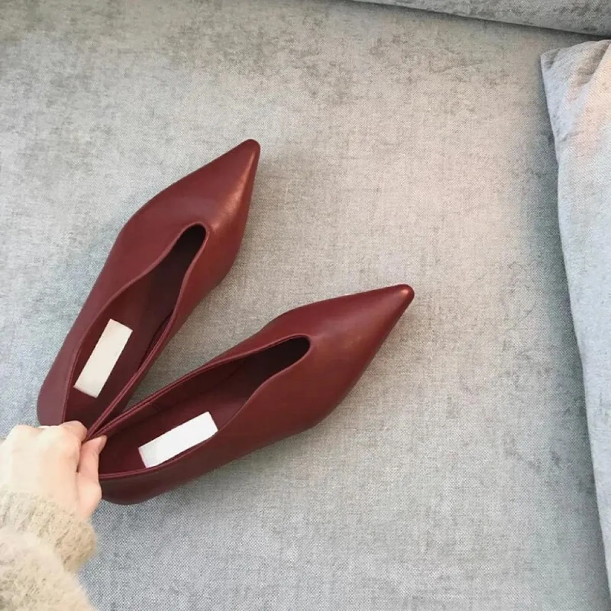 Tendenza scarpe da donna sandali bassi 2024 estate nuove scarpe a punta retrò Oxford scarpe muli scarpe casual da donna da passe