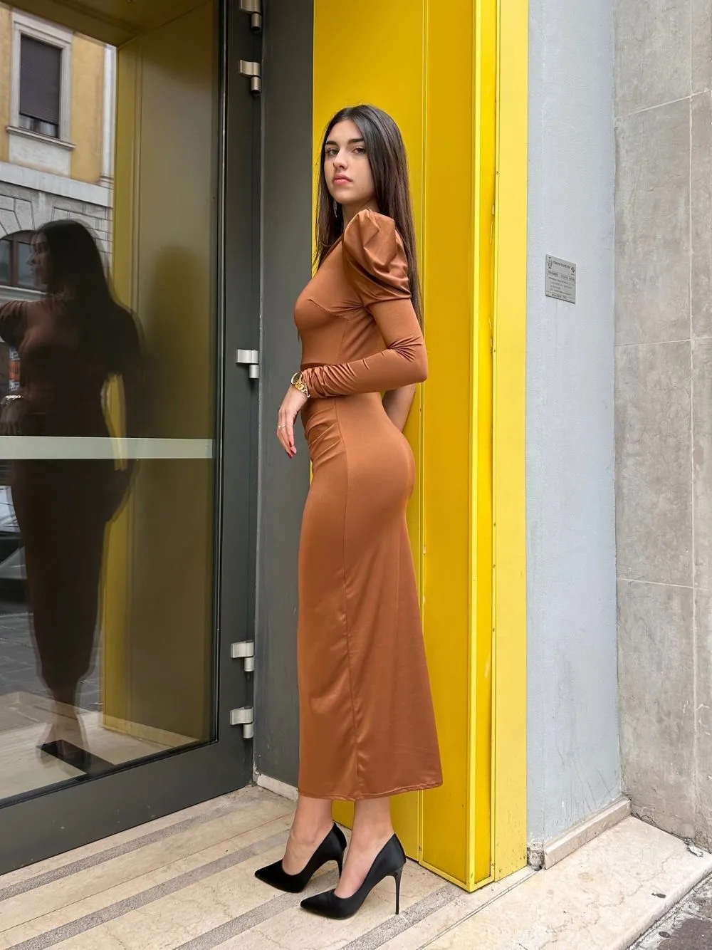 Tubino lungo raso monospalla