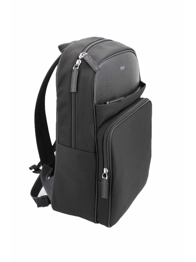 Zaino in gabardine di tessuto tecnico con intarsi in pelle